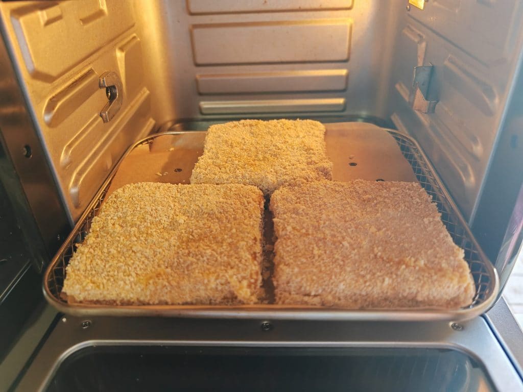 Mozzarella en carroza en la freidora de aire