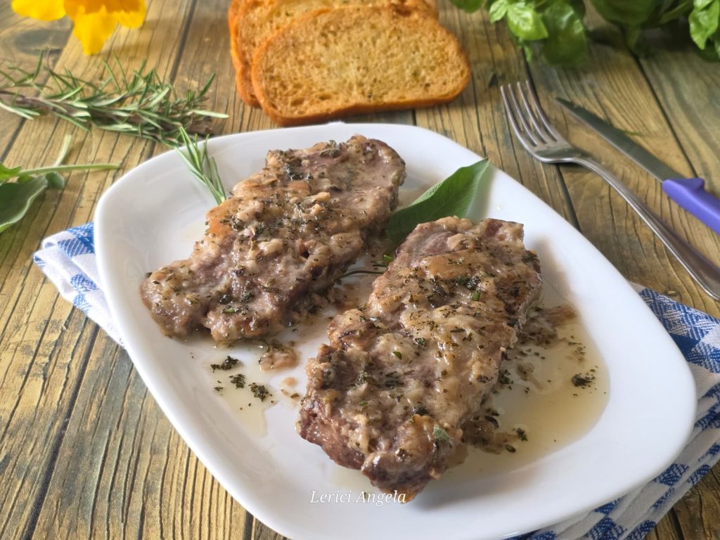 Chuletas de cerdo a la molinera