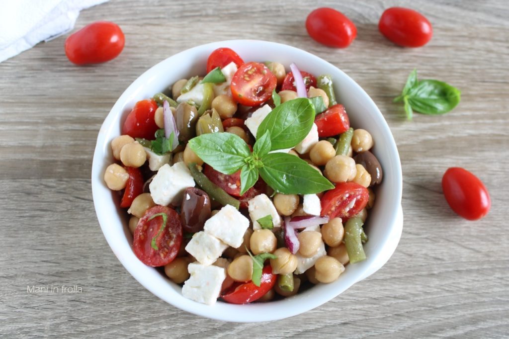 Ensalada de Garbanzos, Tomatitos y Feta