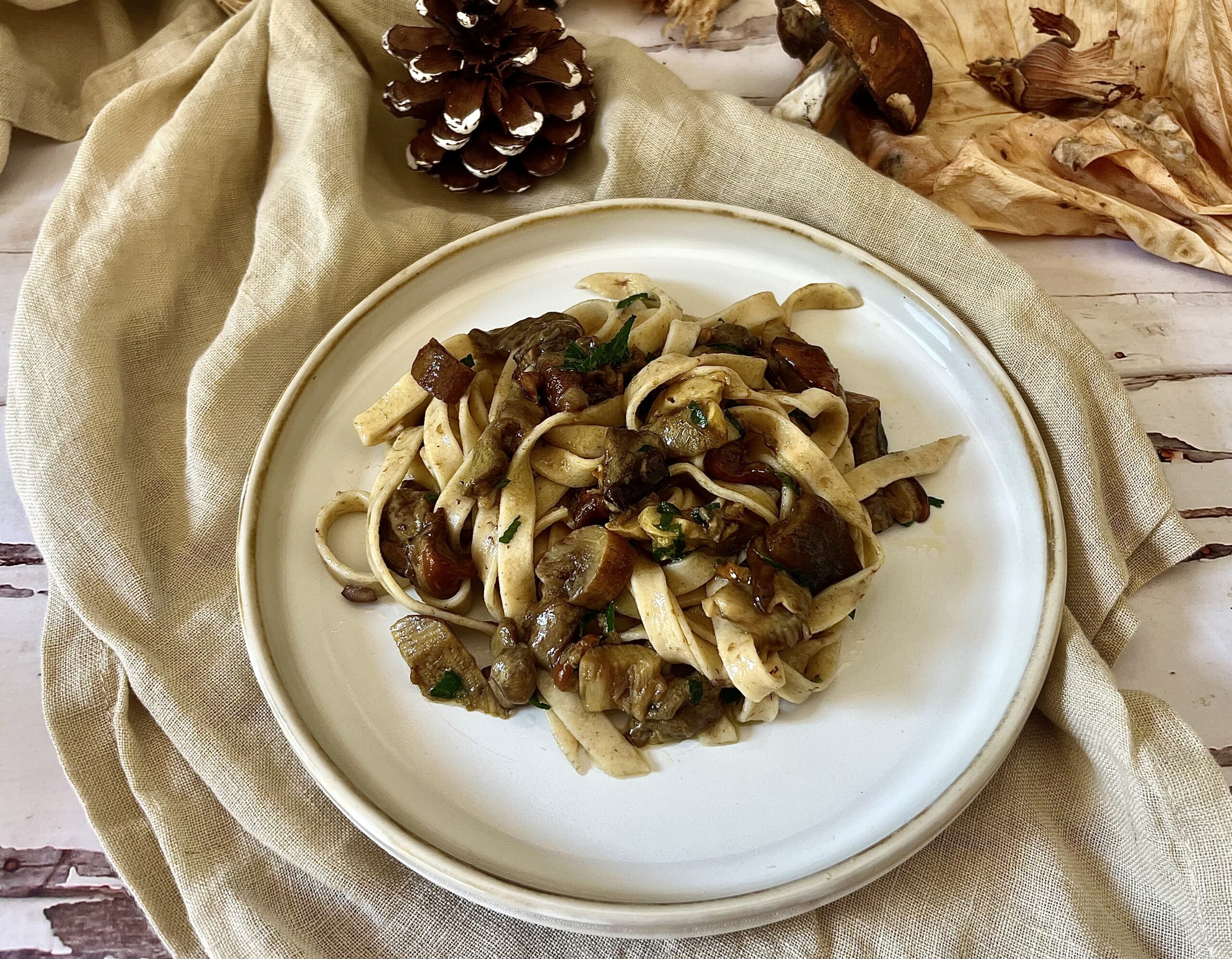 Tagliatelle con setas porcini de Liguria