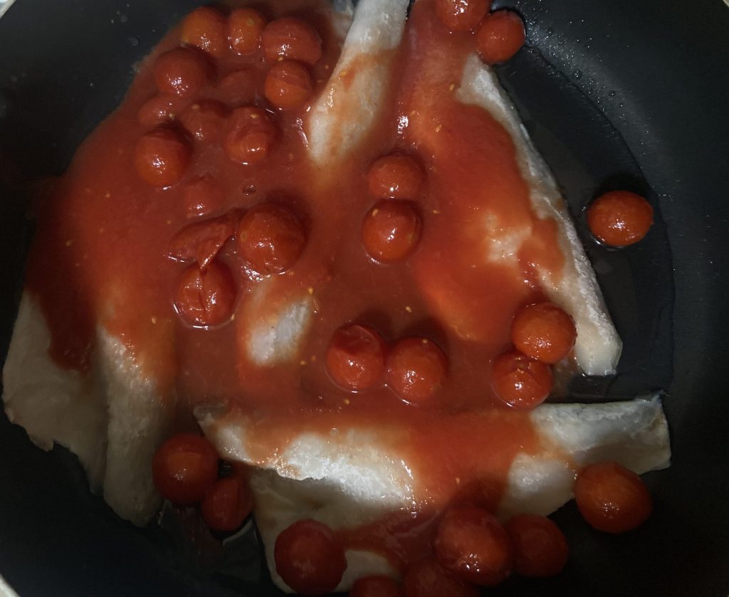 filetes de lubina con aceitunas