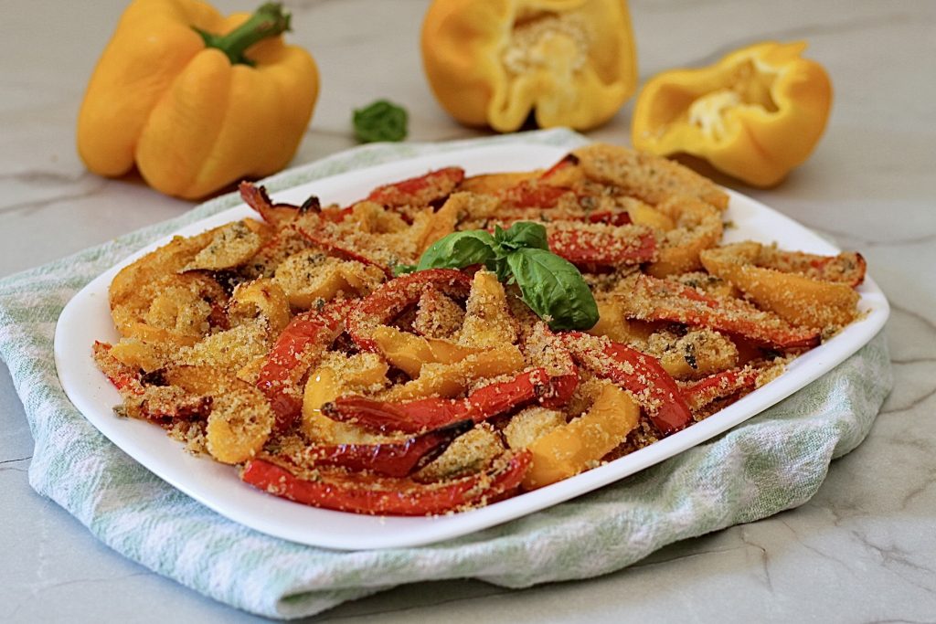 Pimientos al gratén con anchoas y sin queso, ¡3 únicos ingredientes para un acompañamiento que impresiona!