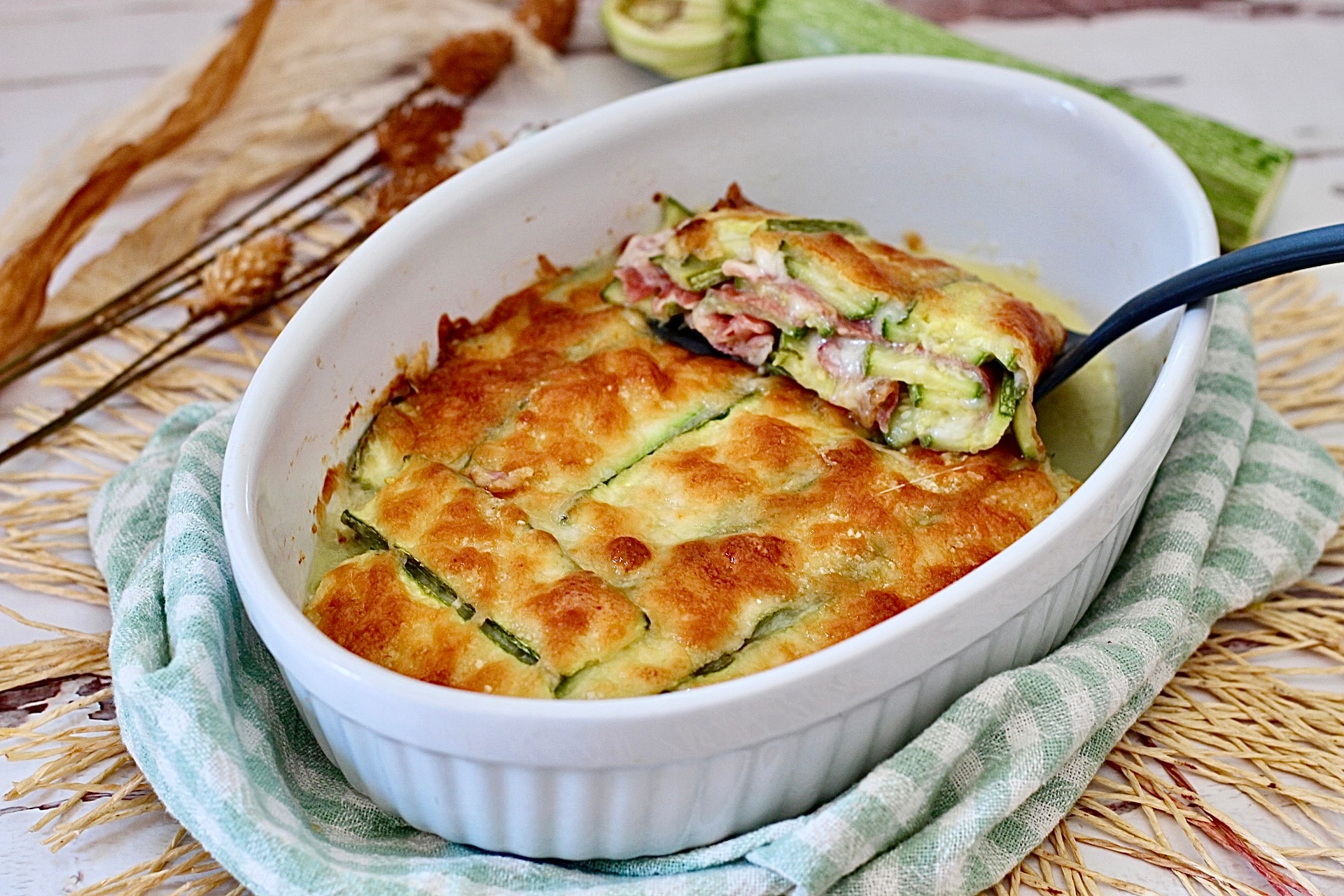 Parmigiana de calabacines blanca sin precocción