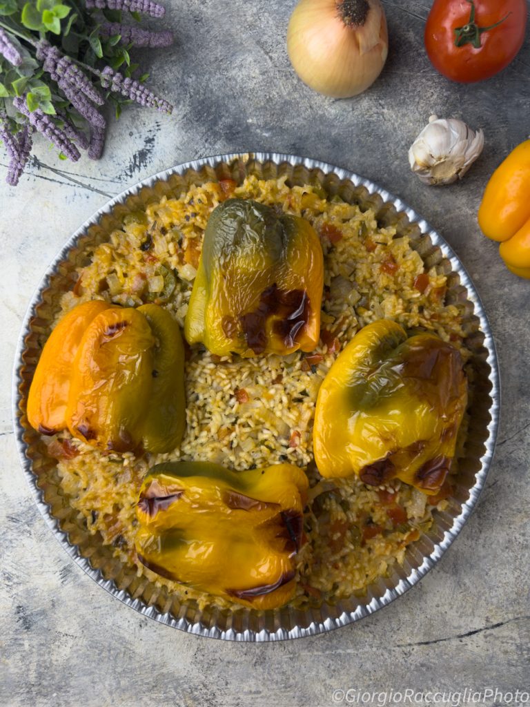 Pimientos rellenos de arroz
