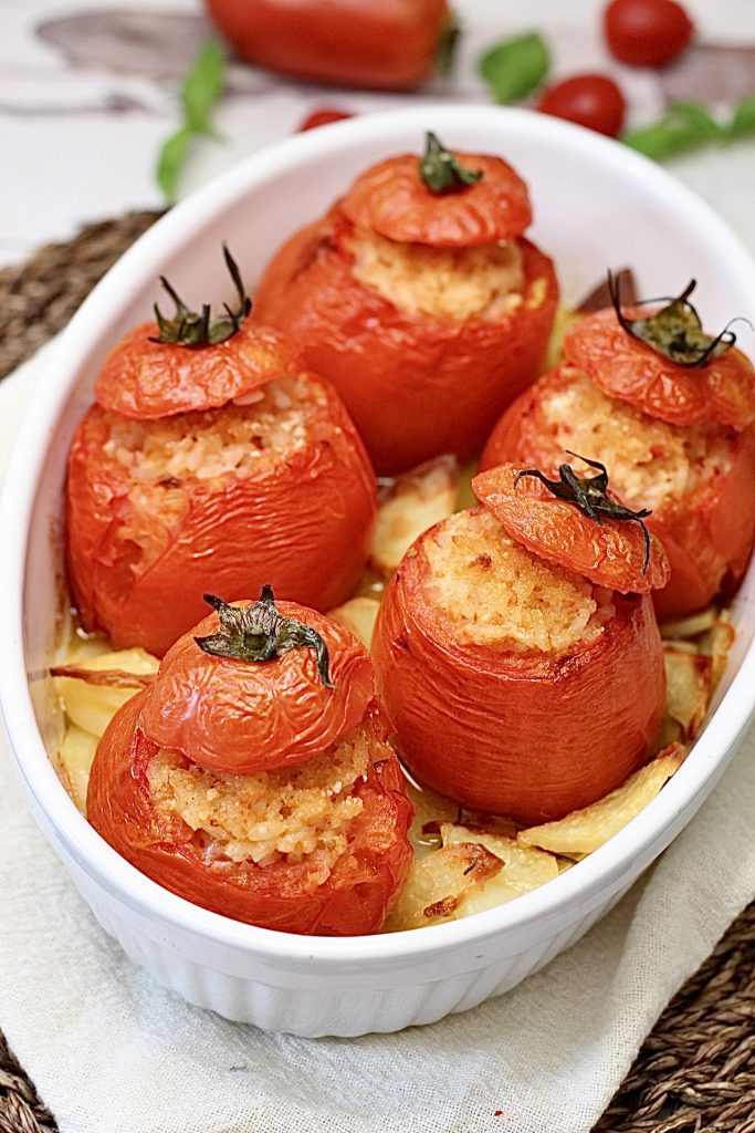 Tomates rellenos el corazón goloso del verano