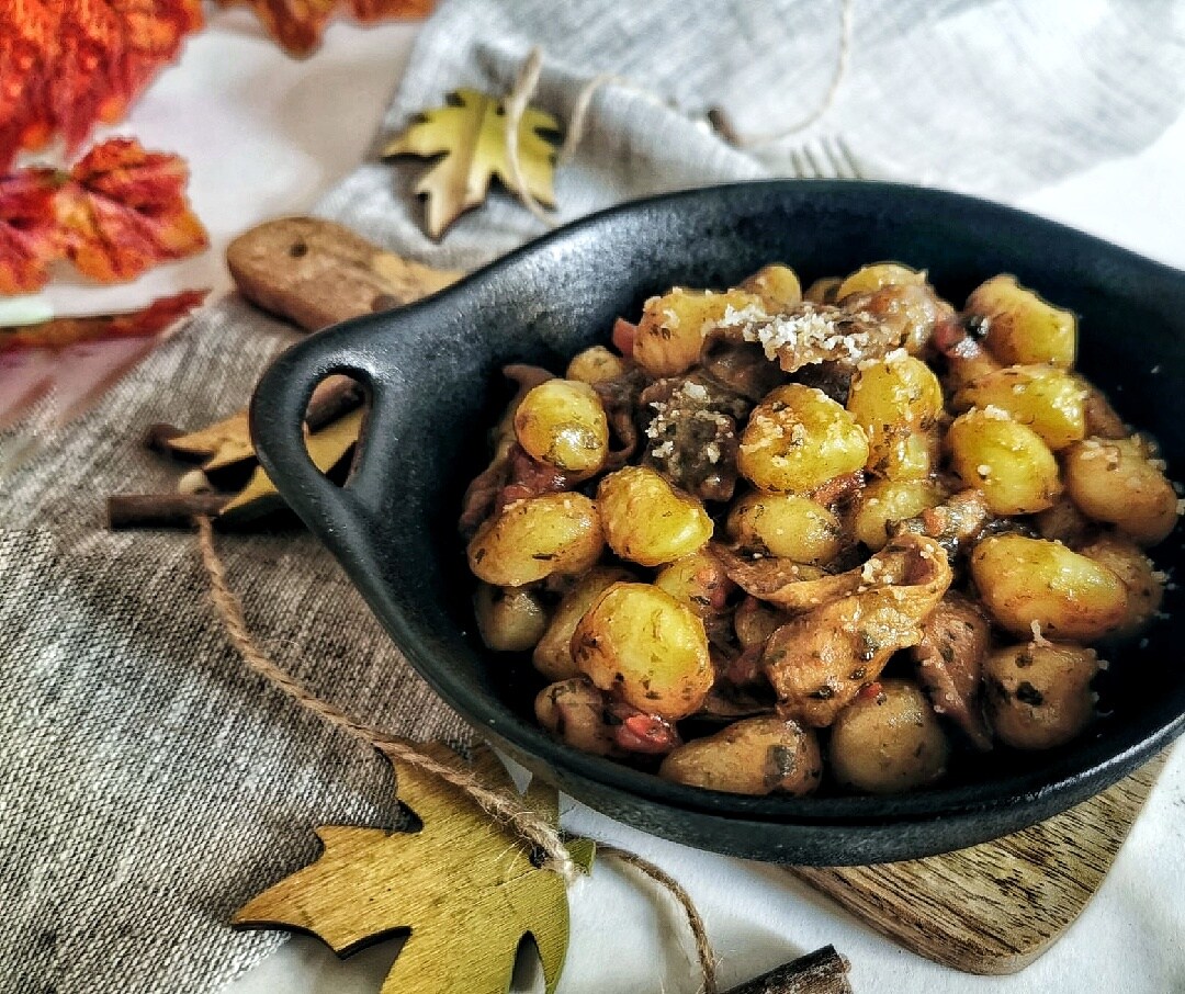 ÑOQUIS DE PATATA CON SETAS PORCINI