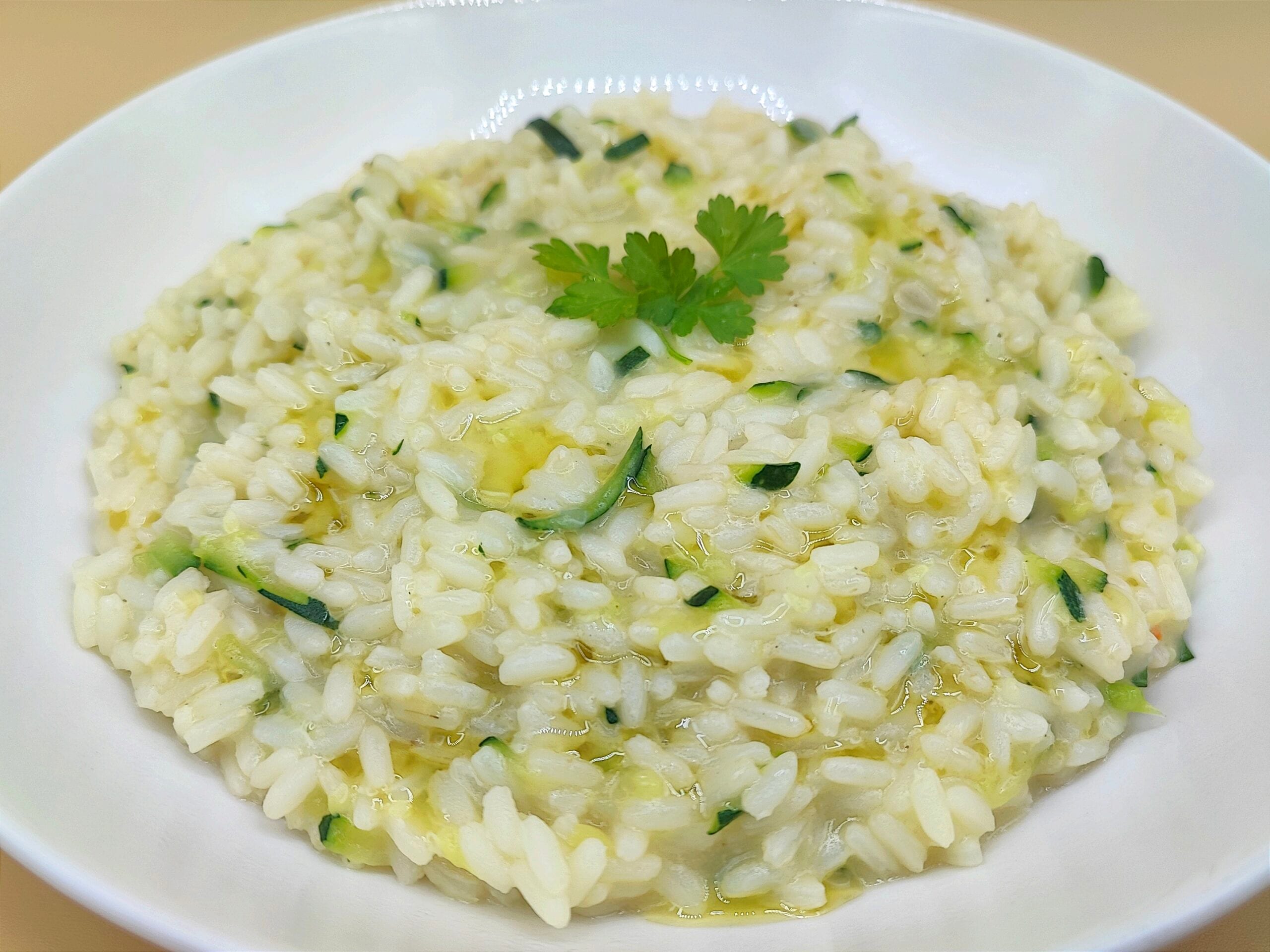 Risotto cremoso con calabacines