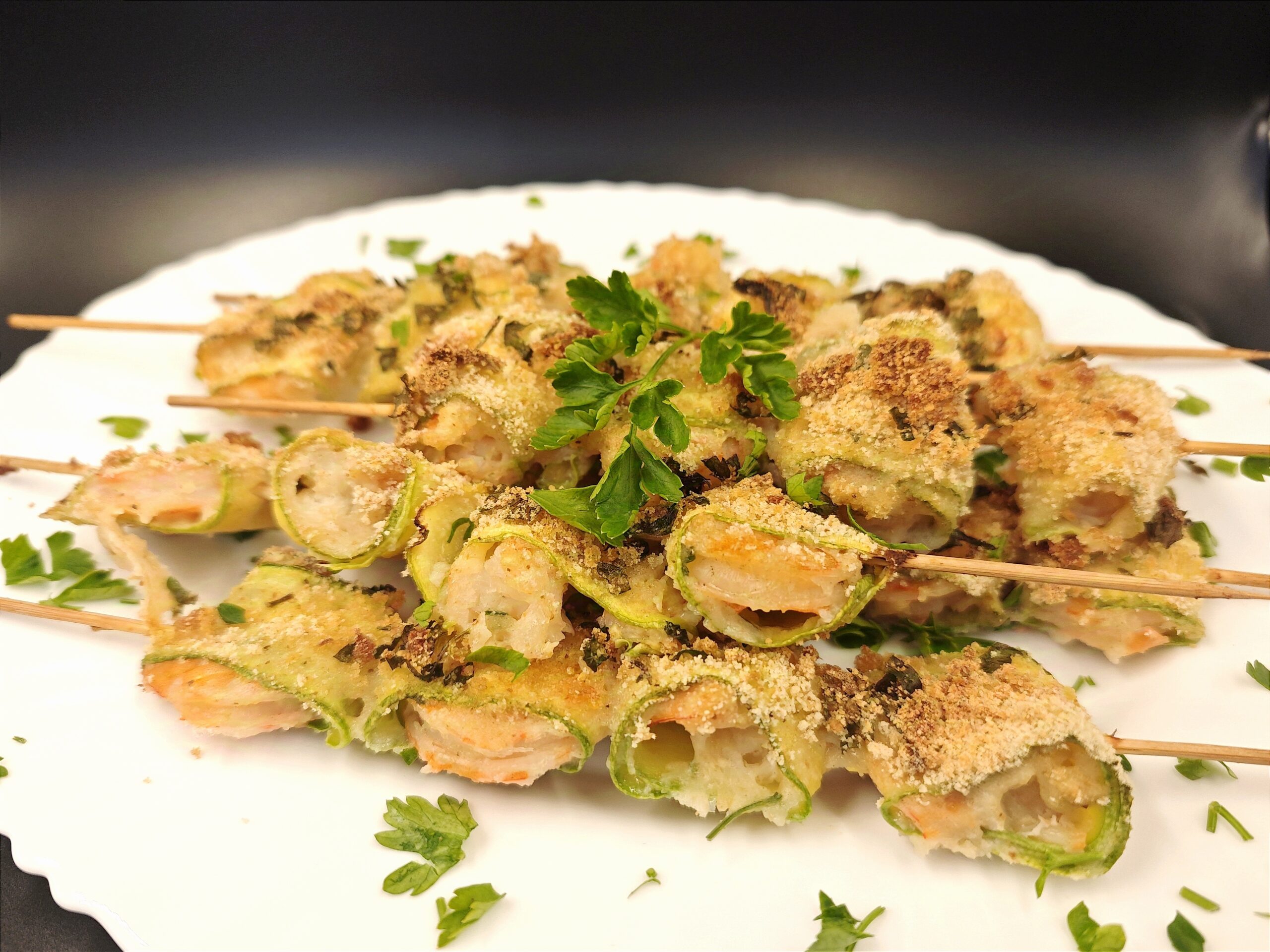 Brochetas de calabacín y gambas