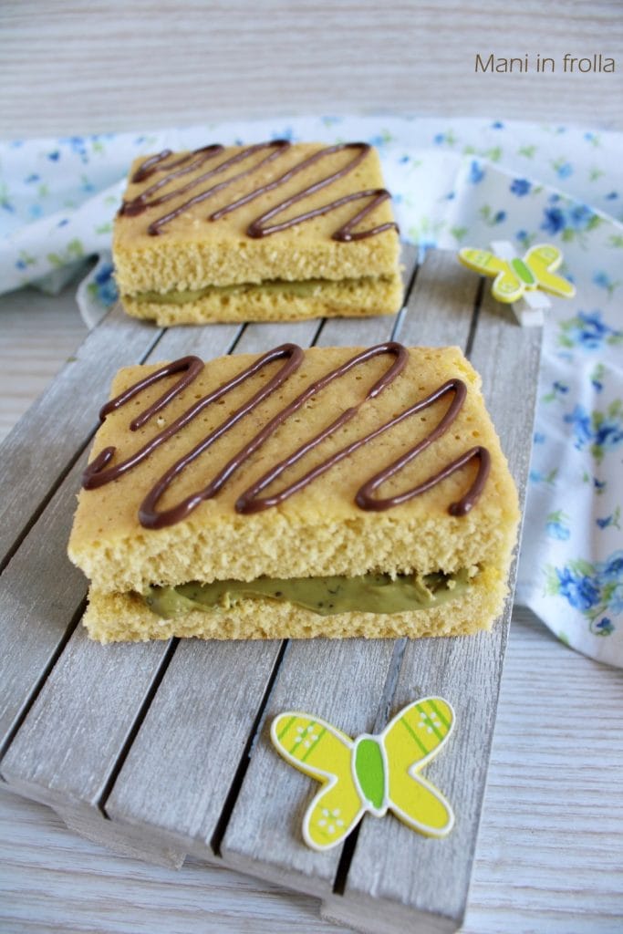 Pastelitos con Crema de Pistachos