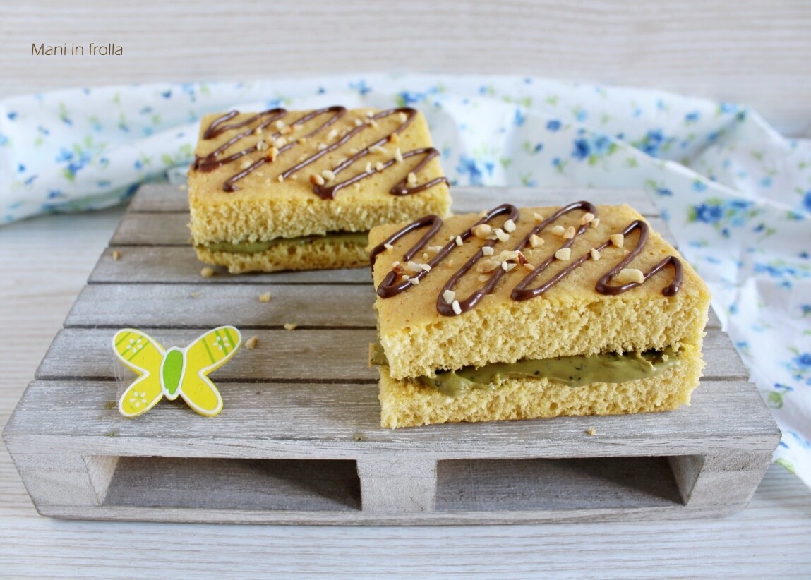 Pastelitos con Crema de Pistachos