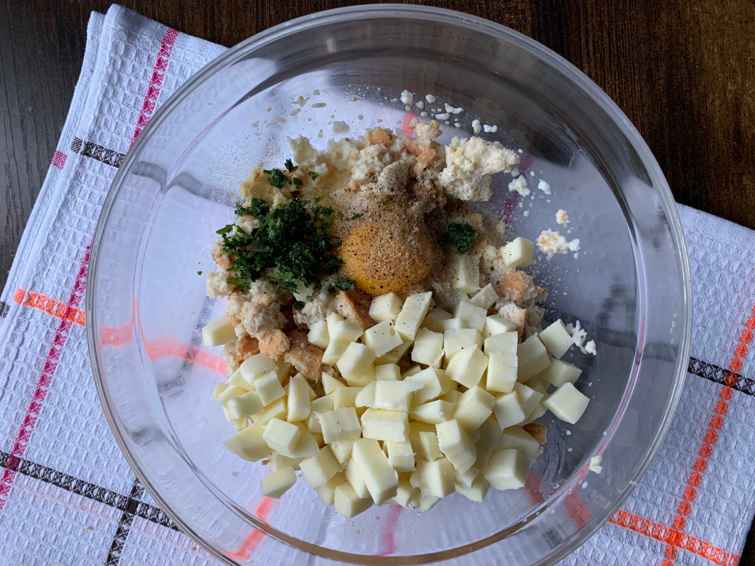 Arroz con atún y guisantes
