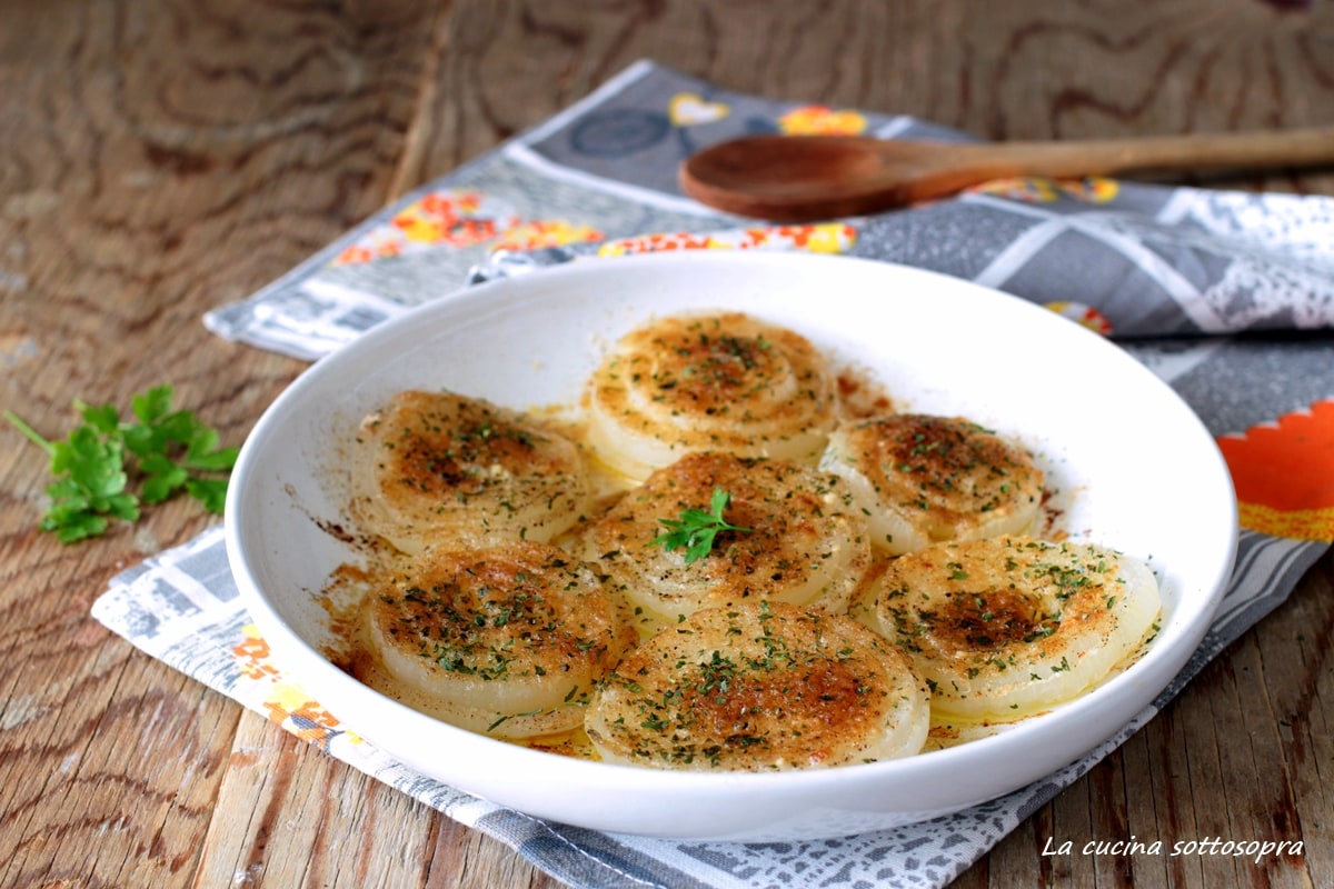 Cebollas blancas gratinadas al horno