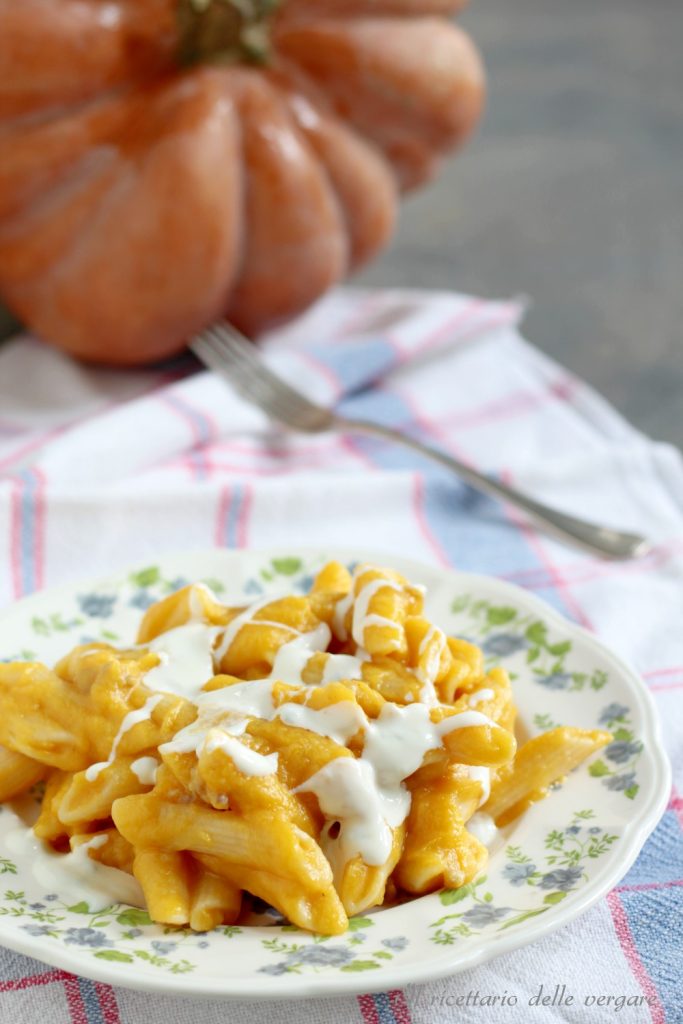 Pasta con calabaza y fondue de gorgonzola