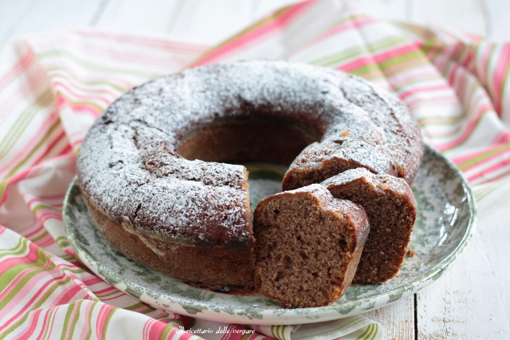 Rosca con jugo de uva negra