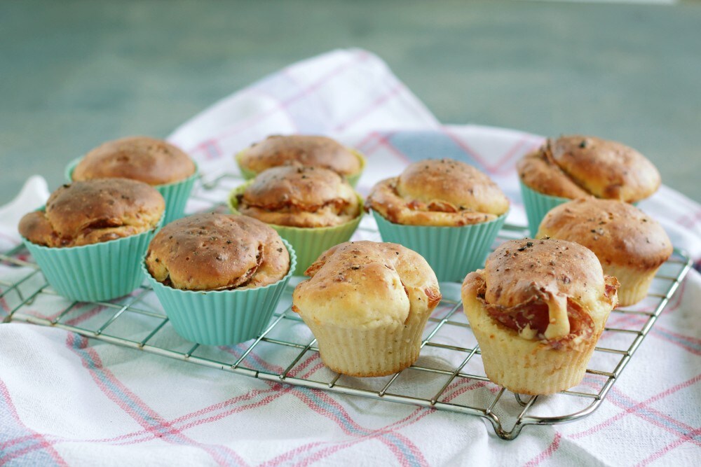 Muffin con salchichón en freidora de aire