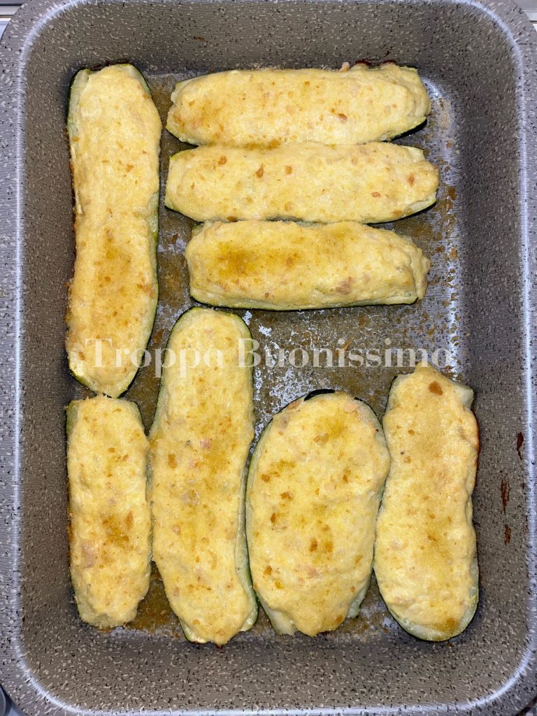 Calabacines rellenos cremosos