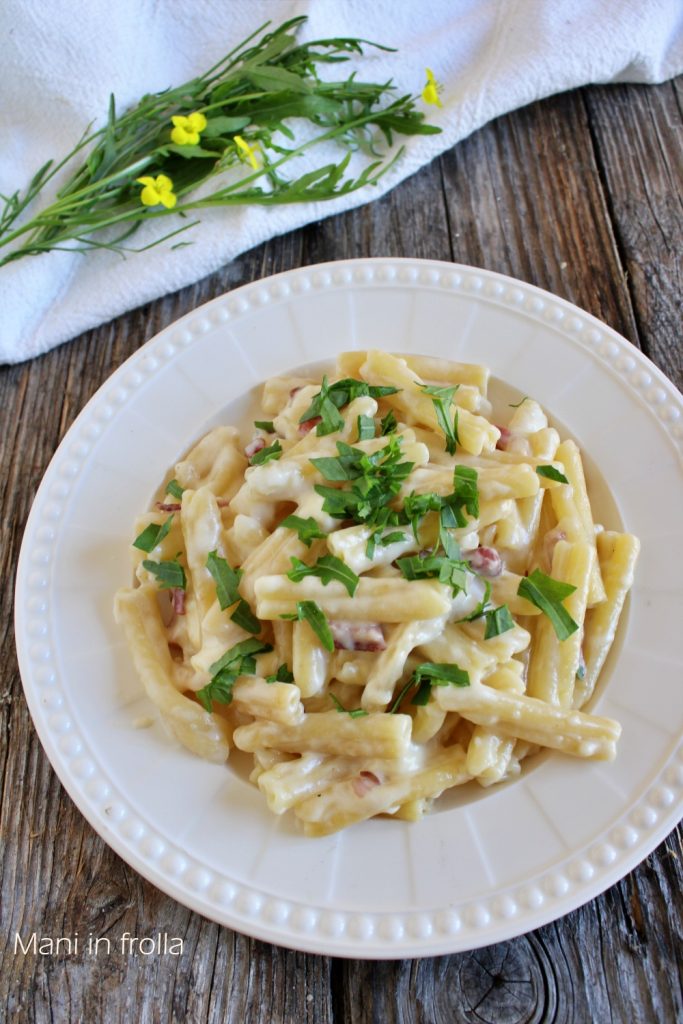 Pasta con Speck, Fontina y Rúcula