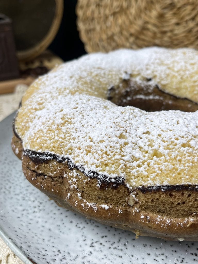 cáscaras de limones y ajo para el pesto de limones fresquísimo