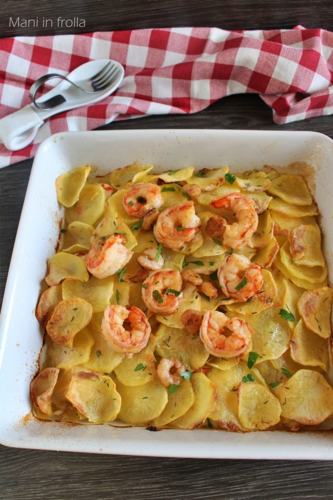Salmón al horno con Patatas y Gambas