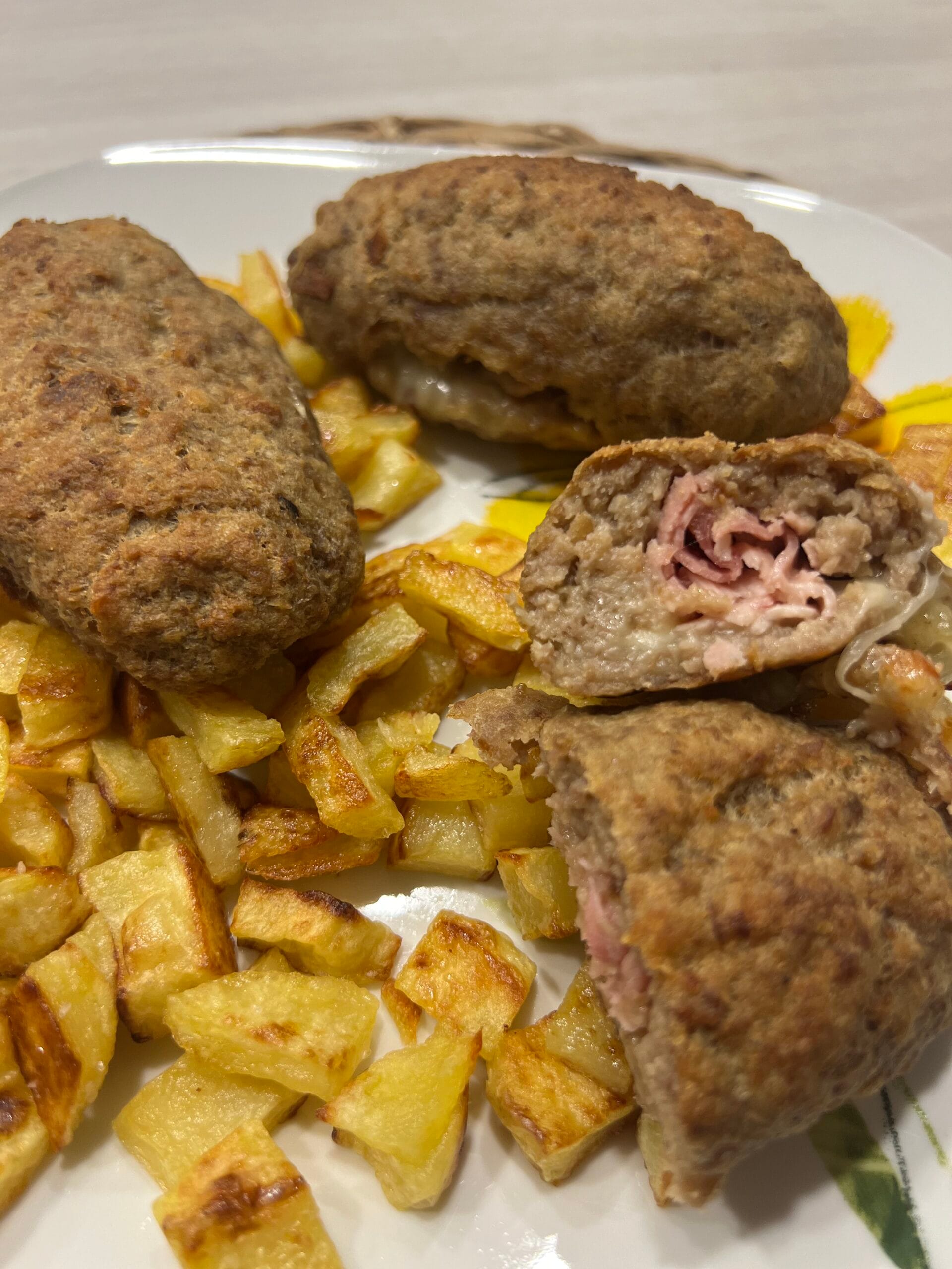 Mini rollos de carne rellenos al horno