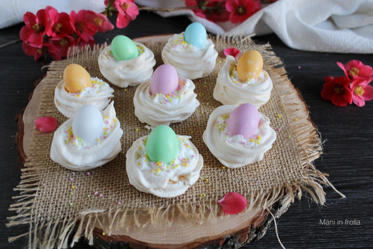 Nidos de Merengue con Huevitos