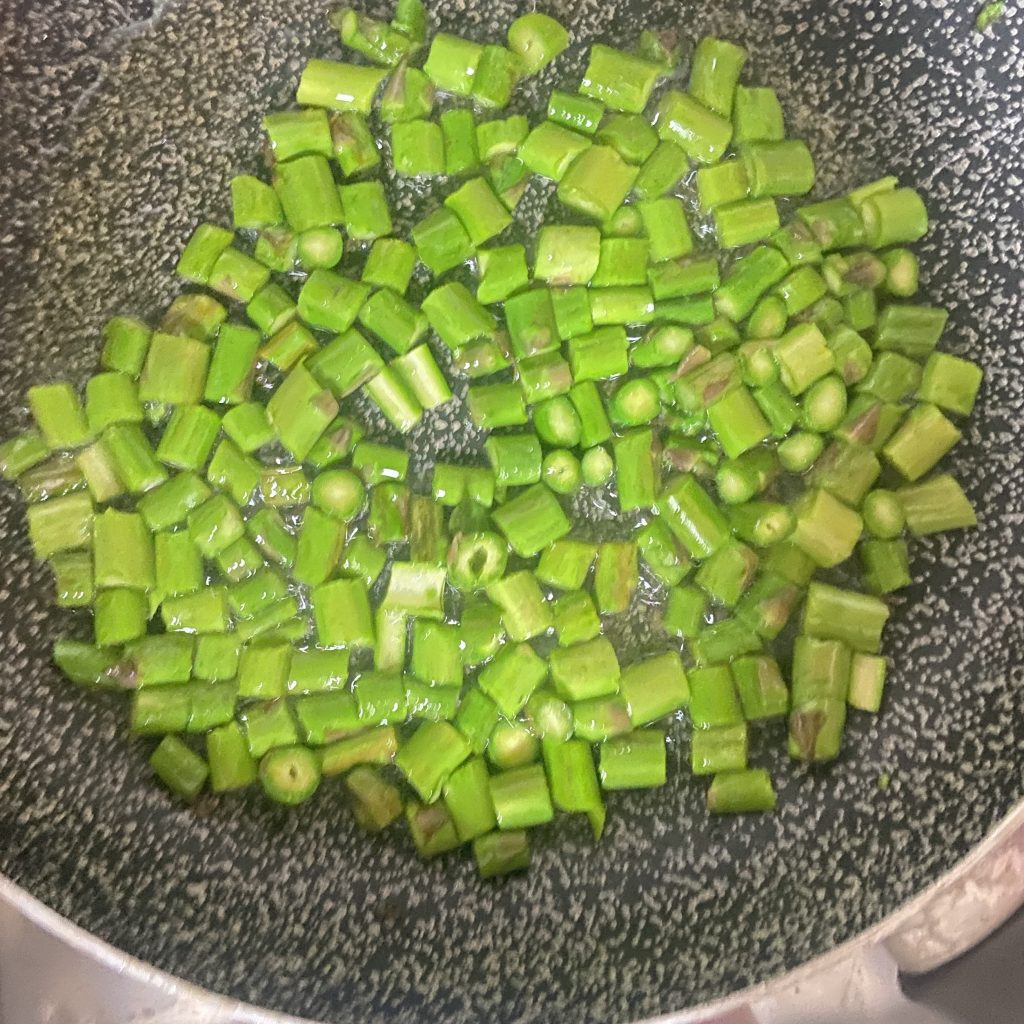 risotto con espárragos