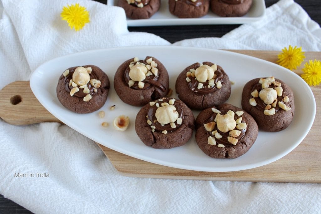 Galletas de Cacao con Nutella y avellanas