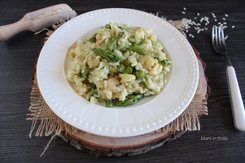 risotto con espárragos y gambas