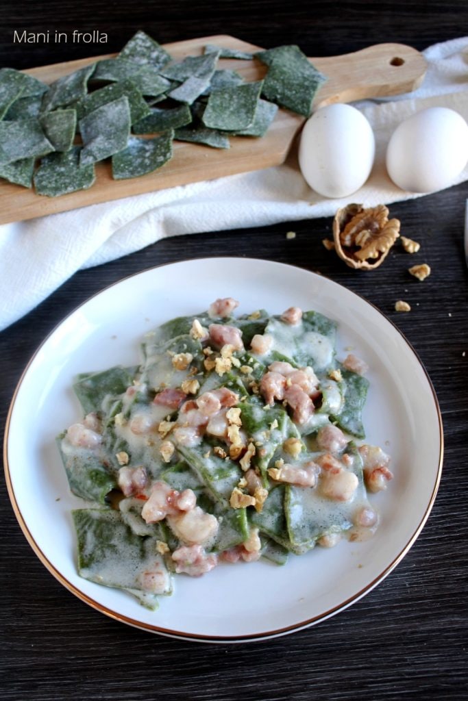 Maltagliati con espinacas, panceta y stracchino