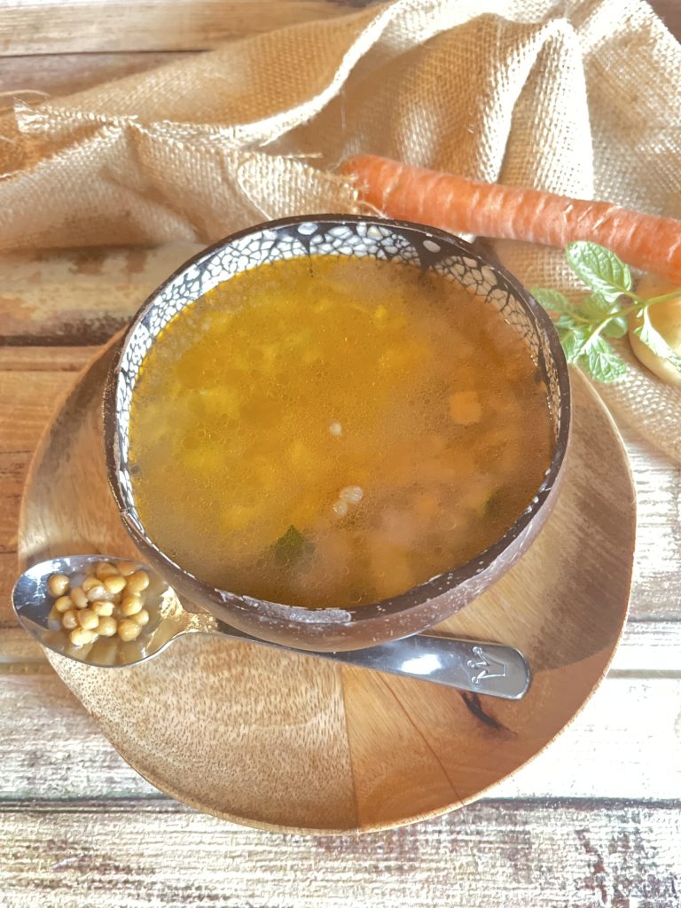 sopa de lentejas y cúrcuma