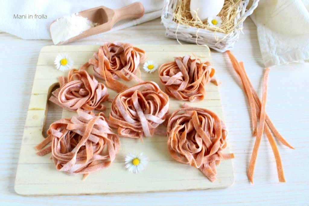 Tagliatelle con concentrado de tomate