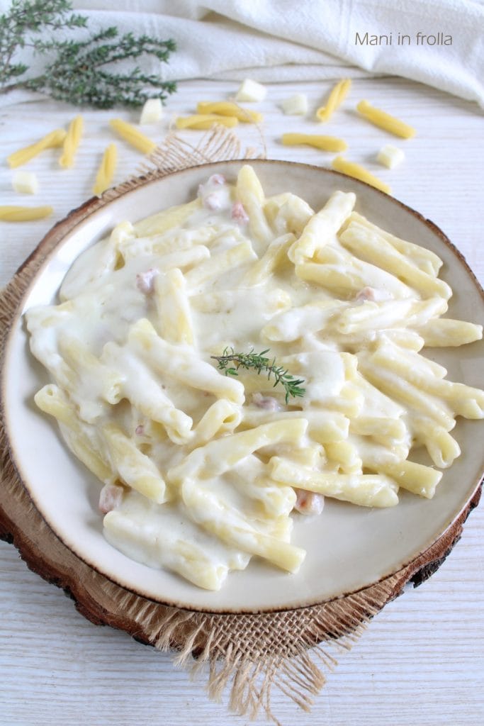 Pasta Scamorza y Panceta