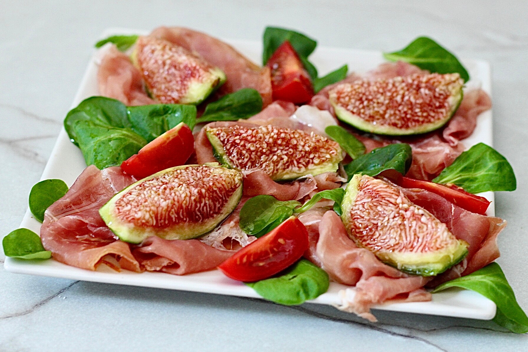 Ensalada de higos en menos de 5 minutos, fresca y nutritiva