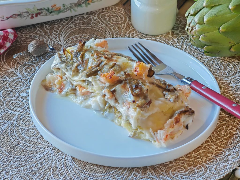 Lasaña con alcachofas y gambas