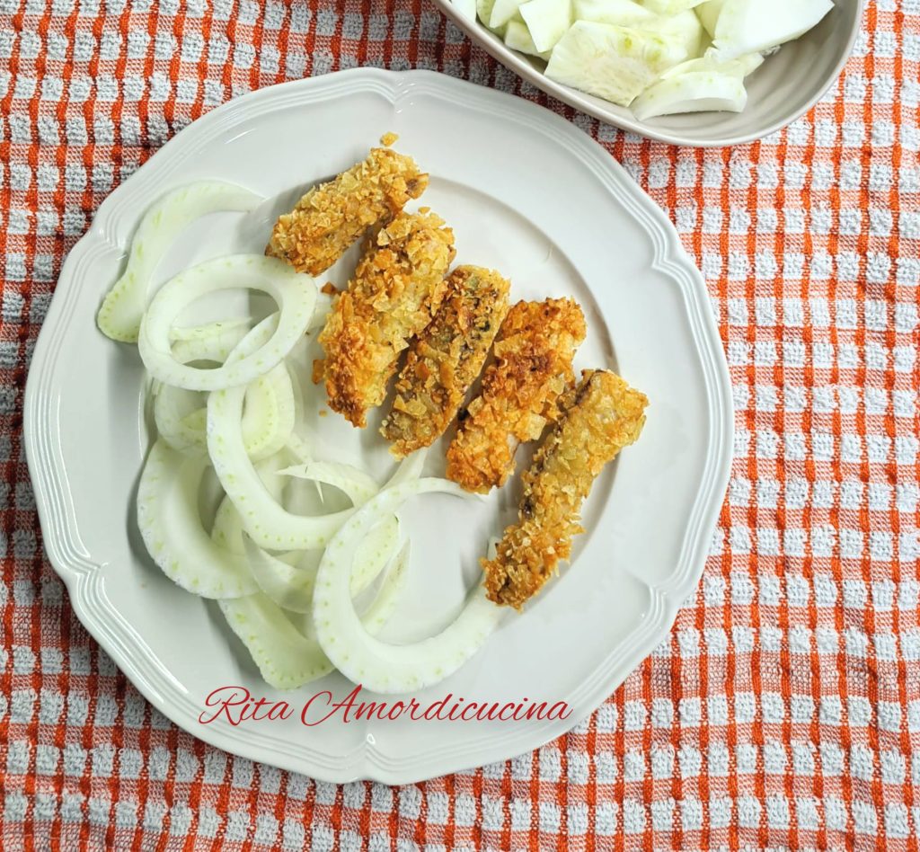 Pescado azul con patatas crujientes
