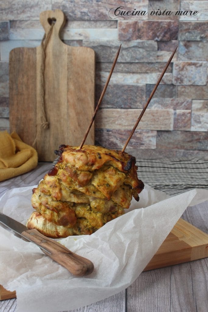 Kebab di pollo Cocina vista al mar