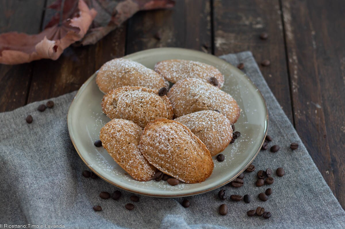 Madeleine al café