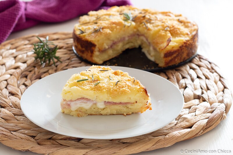 PASTEL DE PATATAS CON JAMÓN Y QUESO