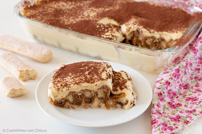 POSTRE DE GALLETAS CON CREMA DE MASCARPONE Y CAFÉ