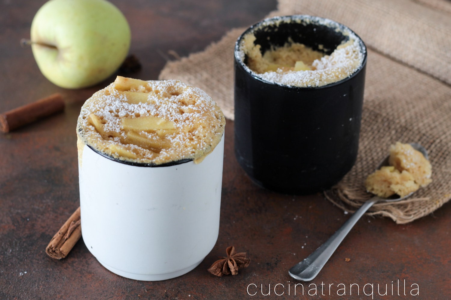 Mug cake de manzana