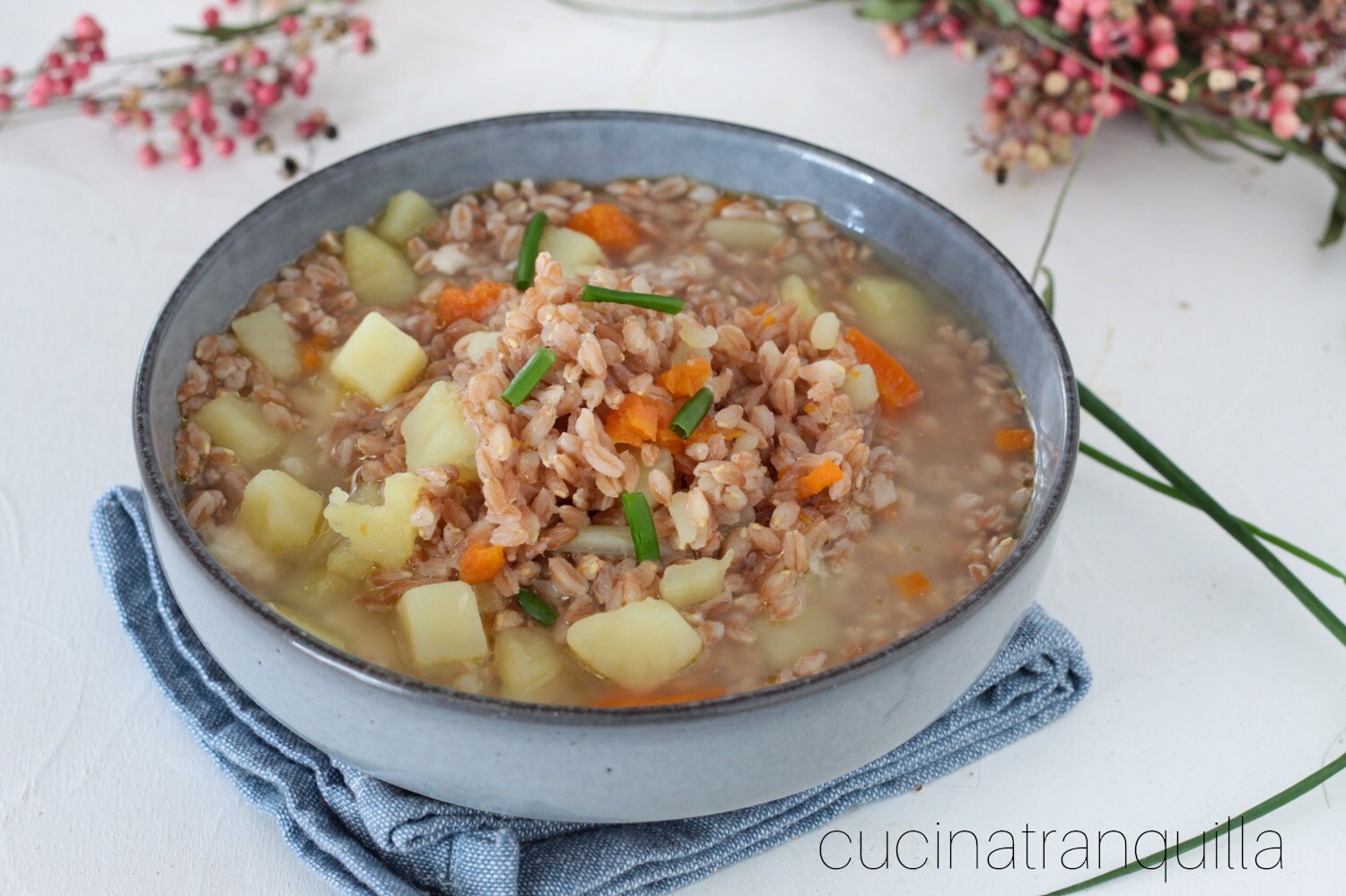 Sopa de espelta con patatas