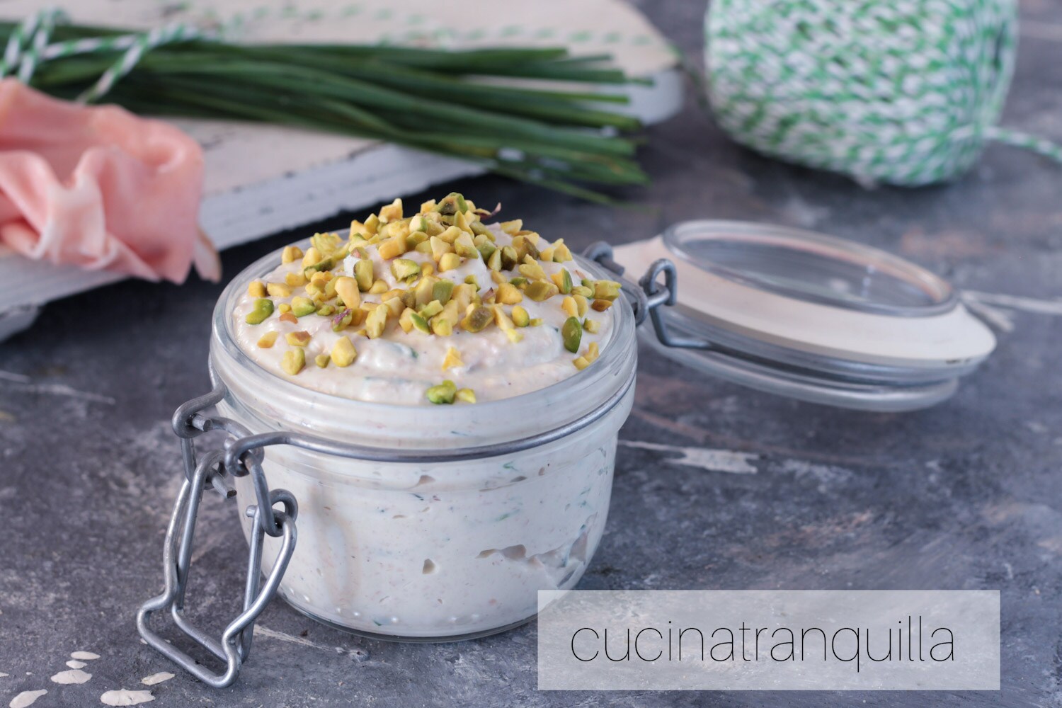 Mousse de mortadela con ricotta