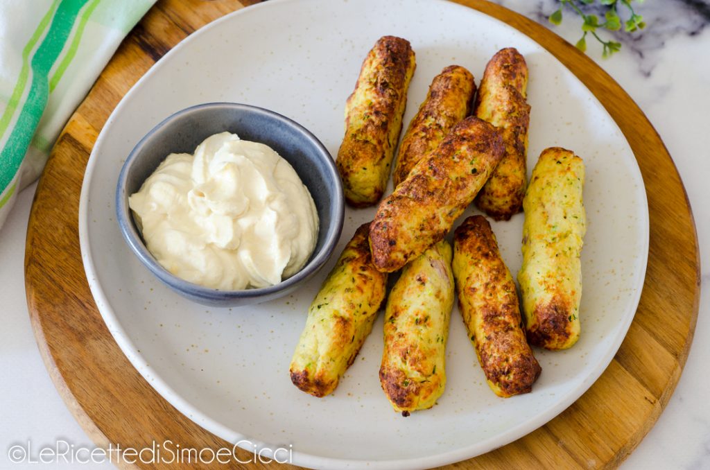 Palitos de pollo y calabacín