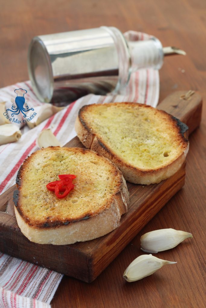 Pan con aceite a la toscana1
