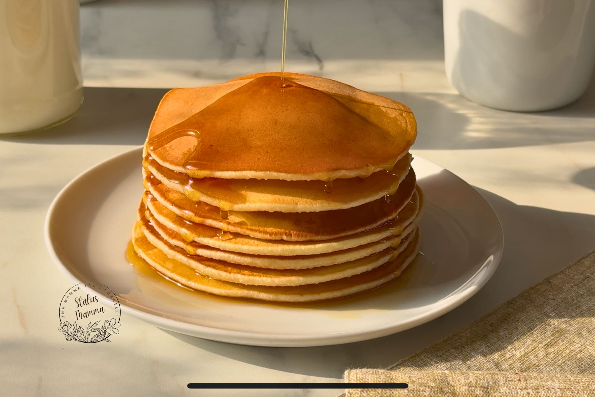 Pancakes esponjosos sin mantequilla facilísimos y súper deliciosos