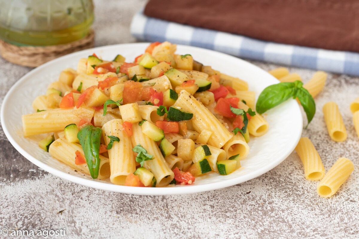 Pasta a la jardinera receta vegetariana