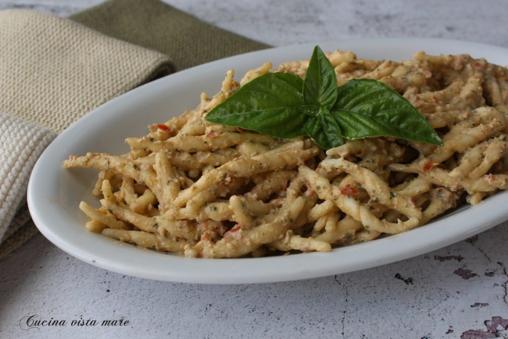 Pasta al pesto de ricotta Cocina vista al mar
