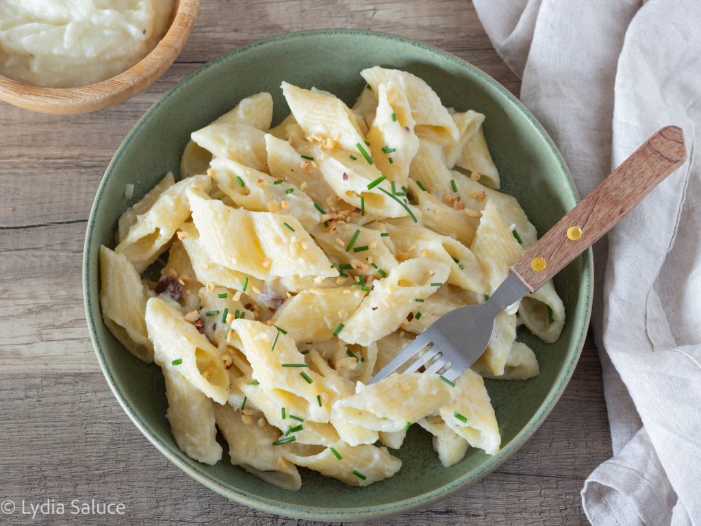 pasta con crema de coliflor