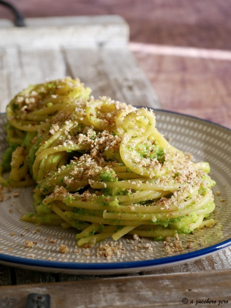 Pasta y brócoli a la siciliana light