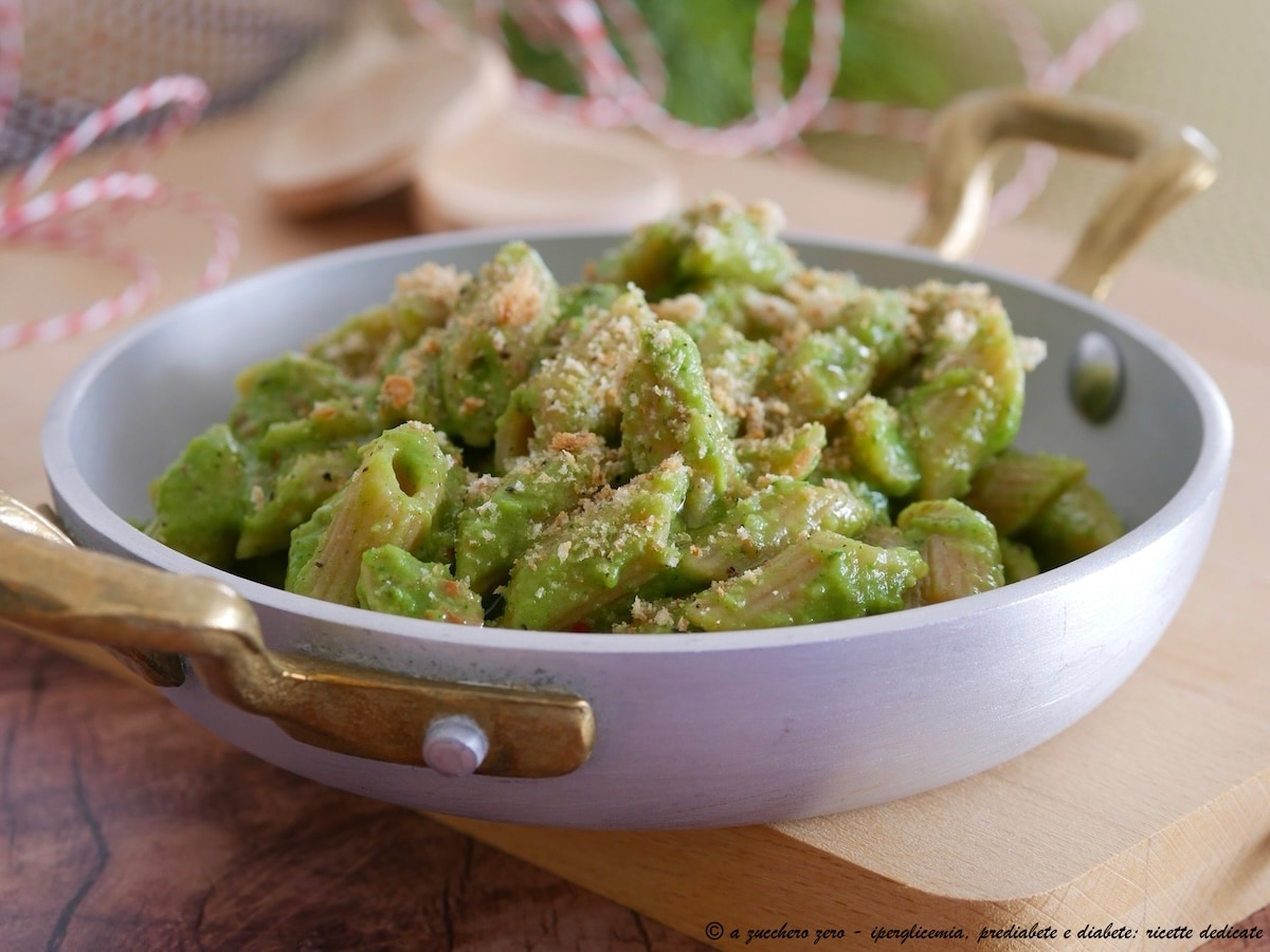 Pasta con crema de brócoli ligera y aterciopelada